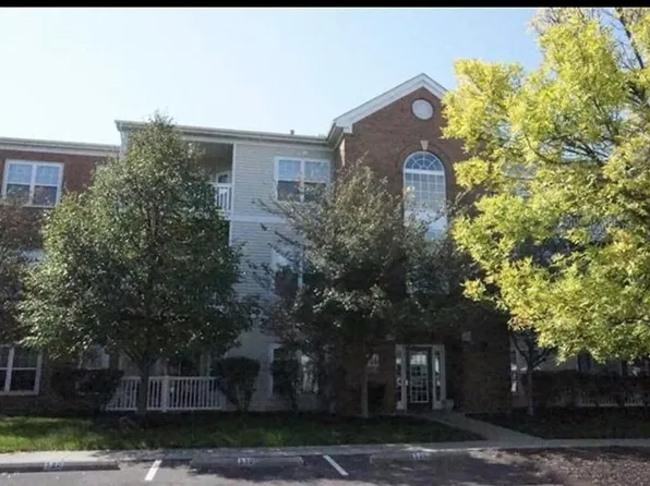 146 Saddlebrook Ln Unit 584, Florence, KY 41042