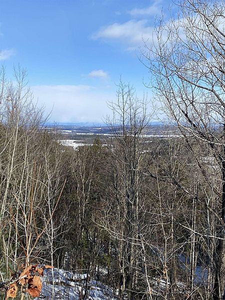 4th image of L4 Putnam Center Road