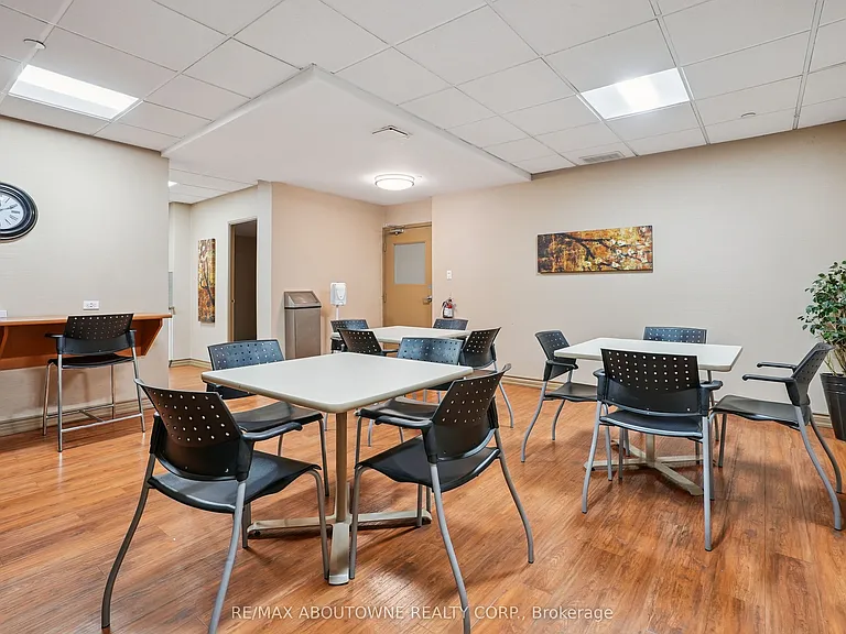 111 Market St #108 — Photo 25