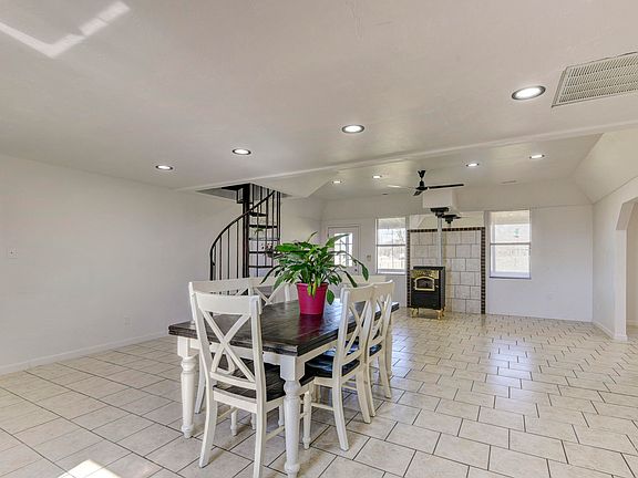 5th image of 580 S Farm Road 89