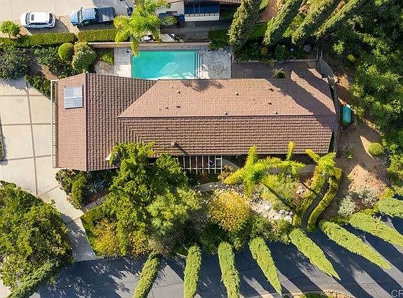 2nd image of 28004 Lake Meadow Dr