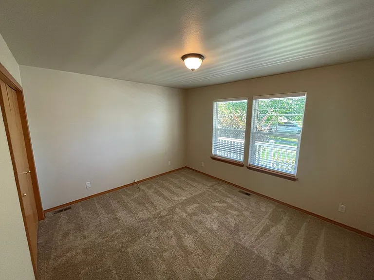 1200 E Warm Springs Ave — Photo 10