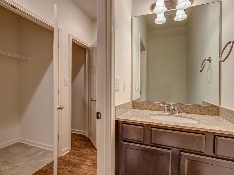 The Townhomes at Glasford Square — Photo 14