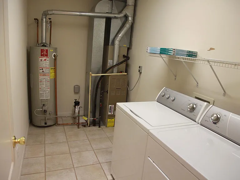 Utility room with washer & dryer