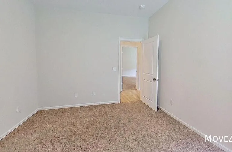32 Shamrock Ln — Photo 36