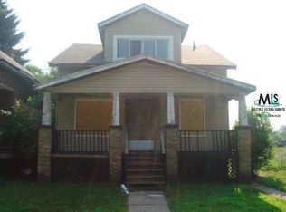 17142 Caldwell St, Hamtramck, MI 48212