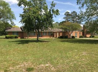 208 Taylor Rd, Alma, GA 31510