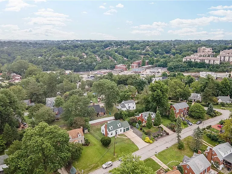 20 Locust Ln — Photo 26