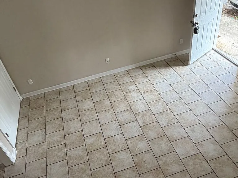 4683-4689 Cary Ln — Photo 2
