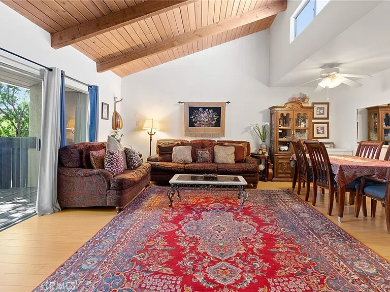 18350 Hatteras St #267 — Photo 3