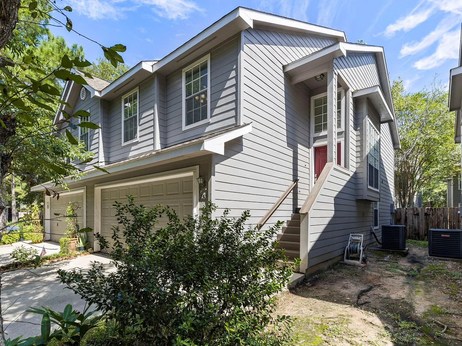 3 bed, 2.5 bath, 1818 sqft, $1,900 — Photo 3
