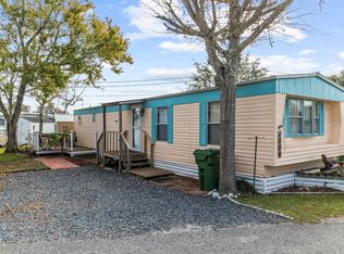 1506 Coral Reef Ln, Garden City, SC 29576