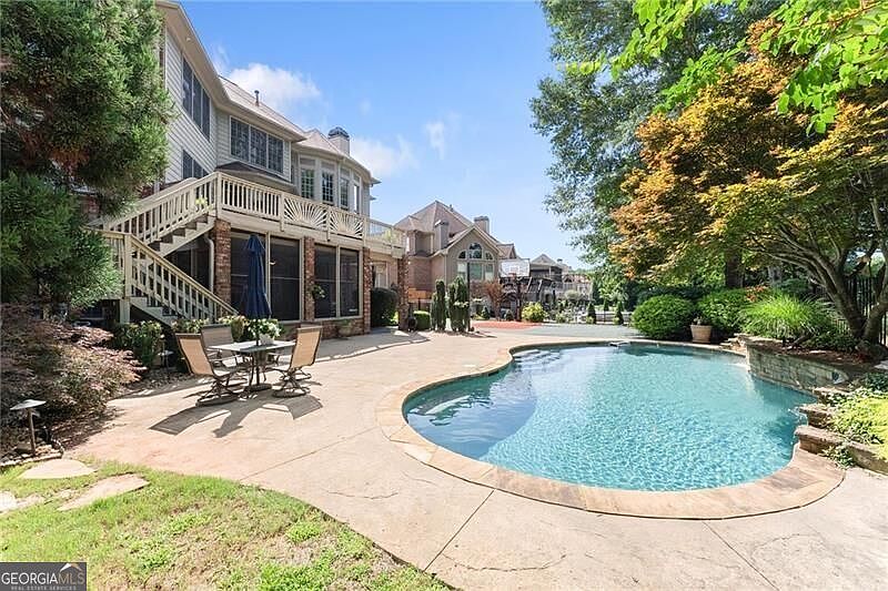 1st image of 872 Pathview Ct