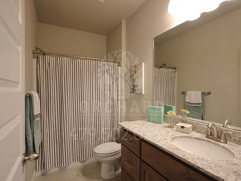1900 E Brookview Dr — Photo 25