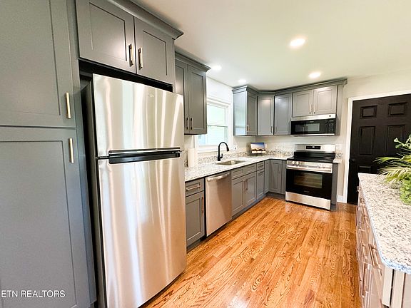 5th image of 508 Westbury Dr