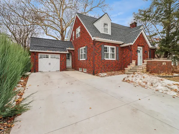 124 34th St, Des Moines, IA 50312