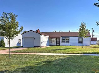 127 E Saint Charles St, Rapid City, SD 57701