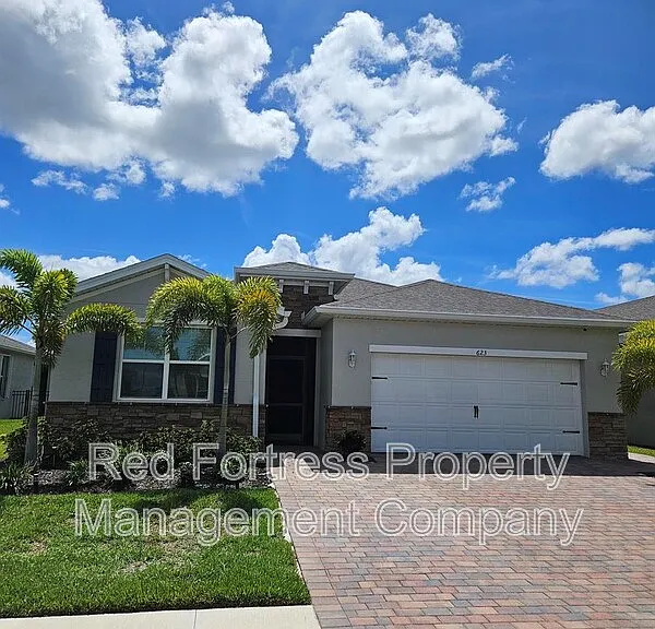 623 Parkshore Lake Ave — Photo 1