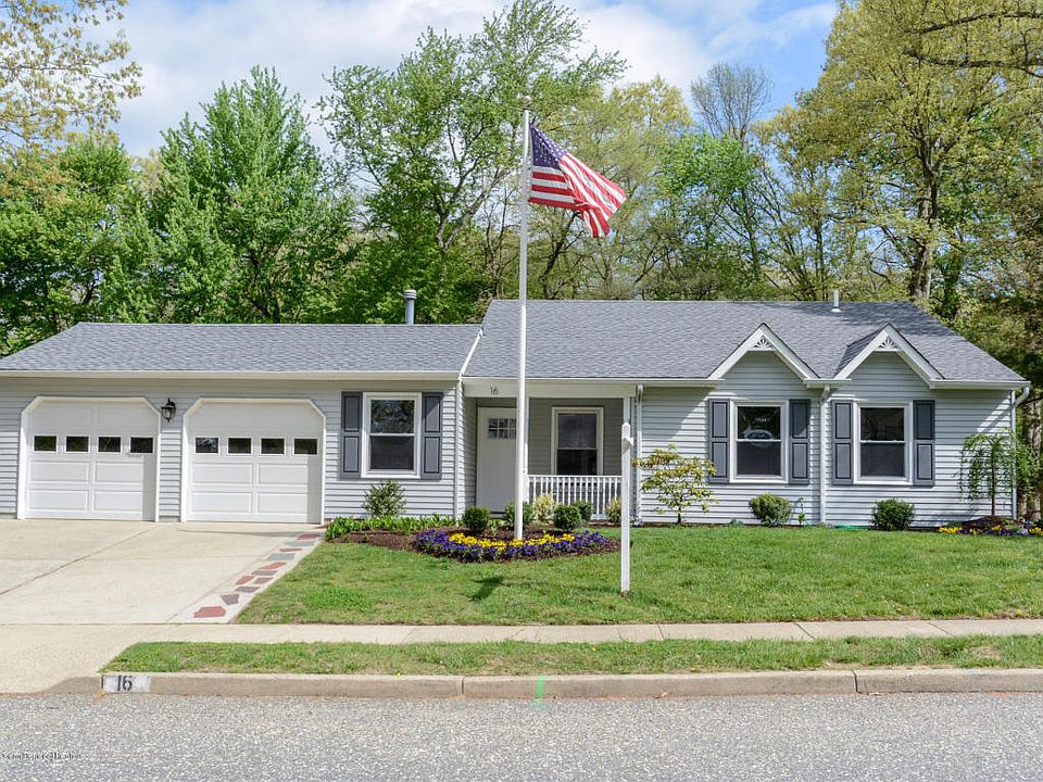1st image of 16 Concord Cir