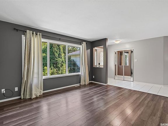 5th image of 109 1st AVENUE E