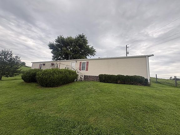 5th image of 132 Glade View Ln