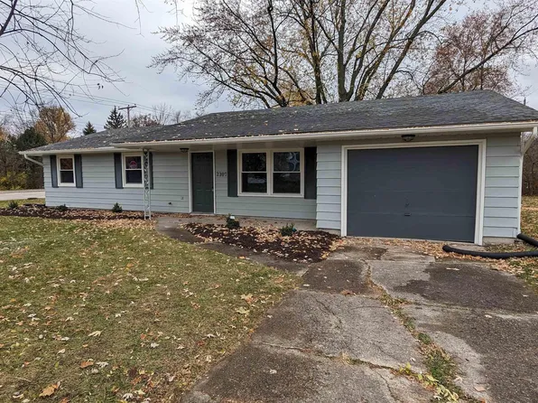 2307 Berkley Ave, Fort Wayne, IN 46815