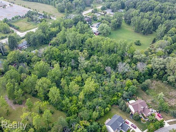 3rd image of 0 W Denton Rd