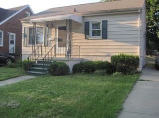 615 Rosewood Ave, Monroe, MI