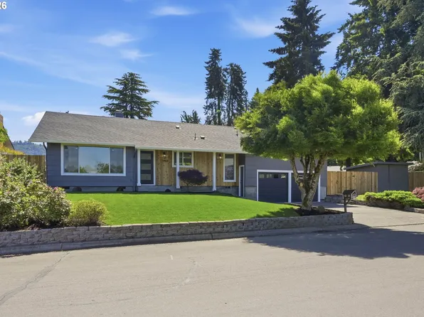 2453 37th St, Springfield, OR 97477