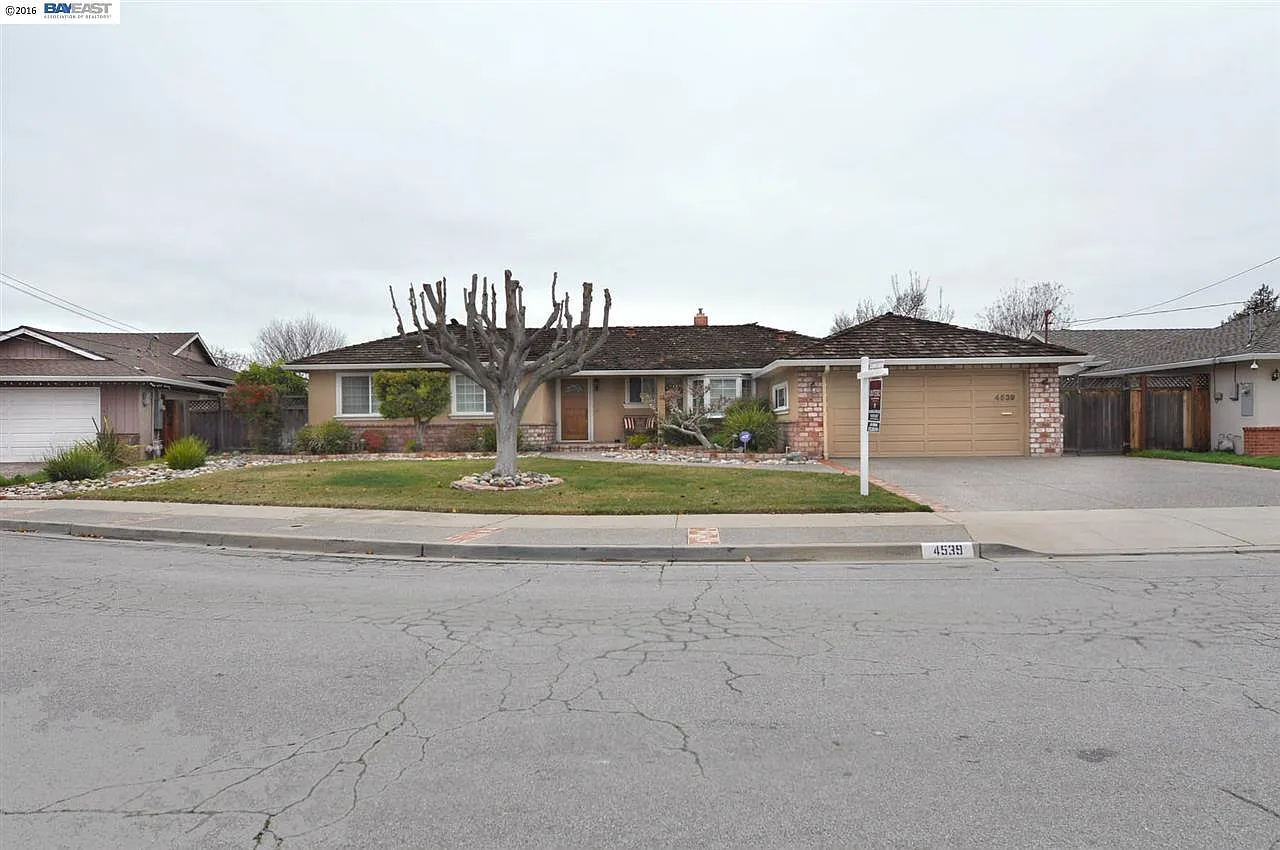 4539 Grover Ct photo 1