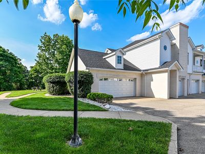 208 Adams Pointe Blvd UNIT 6, Mars, PA, 16046