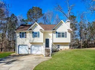 319 Fairview Dr, Dallas, GA 30157