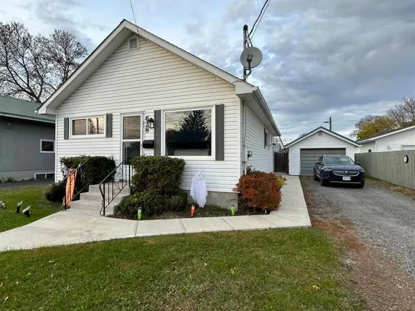 628 2nd St E, Fort Frances, ON P9A 1N5