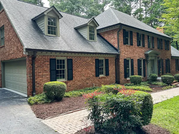 14236 Wyndfield Cir, Raleigh, NC 27615