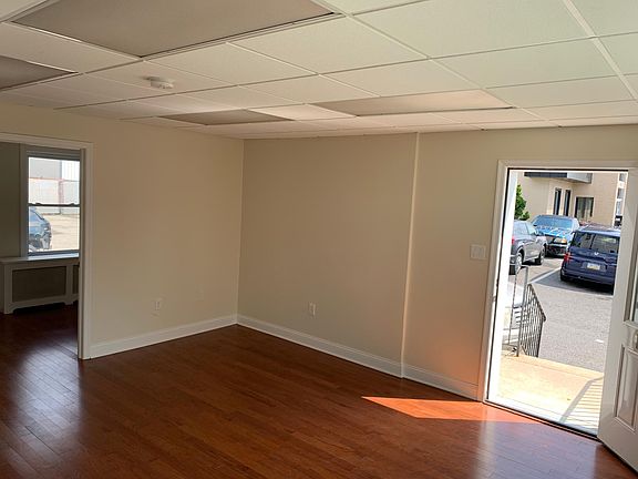 2nd image of 108 N Chester Pike #E