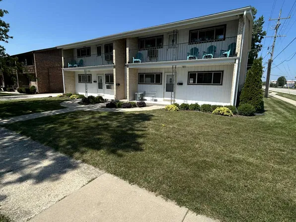 3004 85th St #A, Kenosha, WI 53142