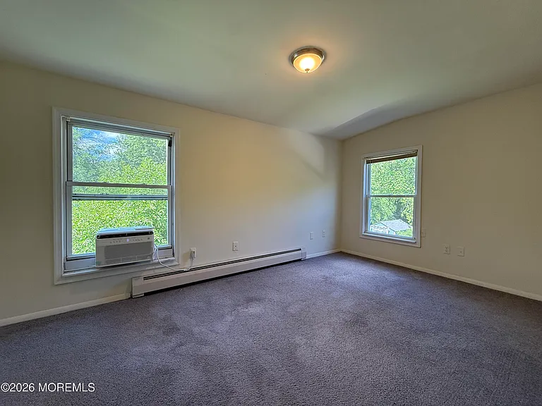 236 W Farms Rd — Photo 14