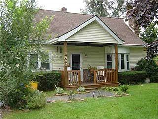 2nd image of 2983 St Michaels Ln