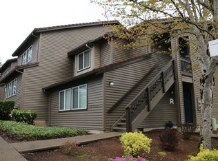 9490 SW 146th Ter APT R8, Beaverton, OR 97007