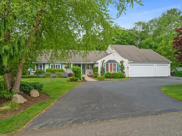 121 Setterland Farm Rd, Hanover, MA 02339