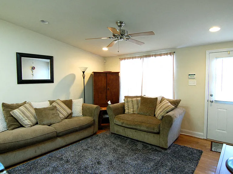 359 Lyceum Ave — Photo 15