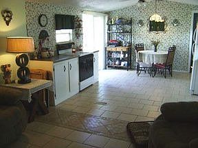 3rd image of 25 Palm Castle Dr