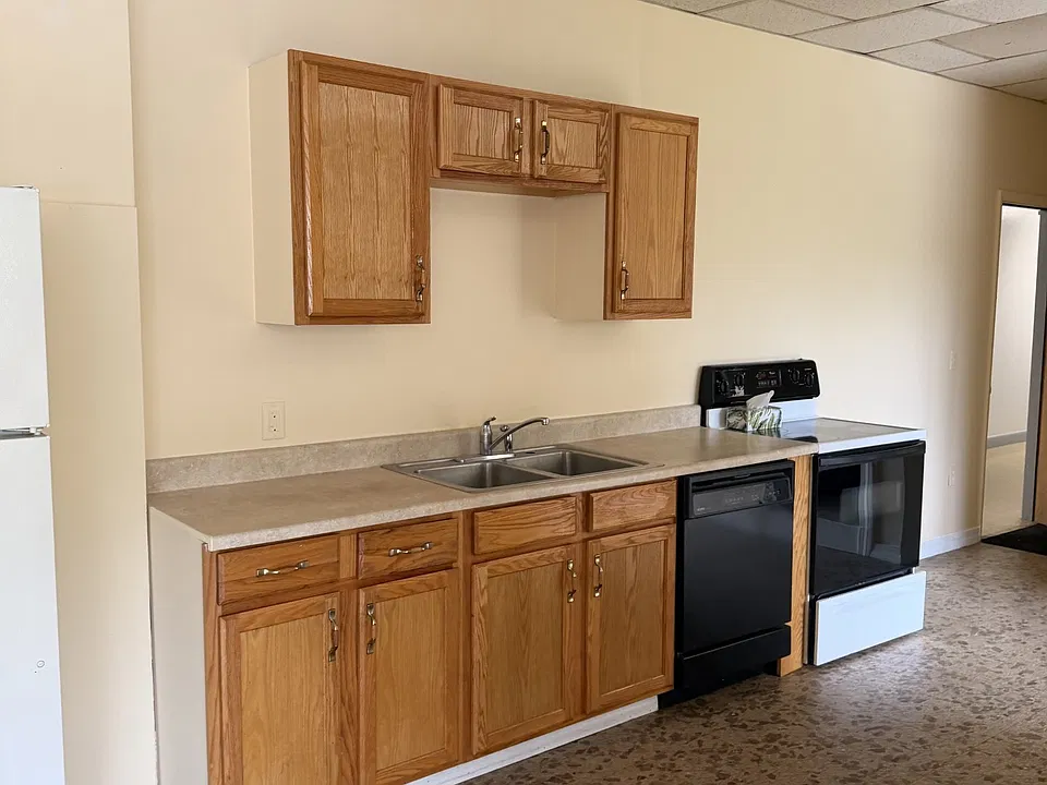 1408 1/2 Atwood Ave #5