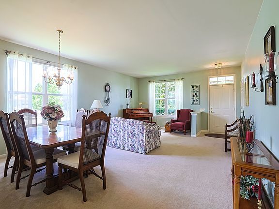 3rd image of 12899 Deer Meadow Ln