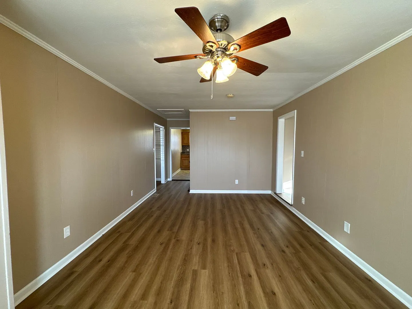 Charming 3br Near Mtsu & Downtown Murfreesboro *Move-In Special* 1/2 Off First Months Rent! — Photo 4