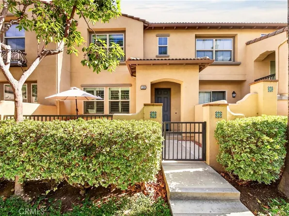 136 Hedge Bloom, Irvine, CA 92618