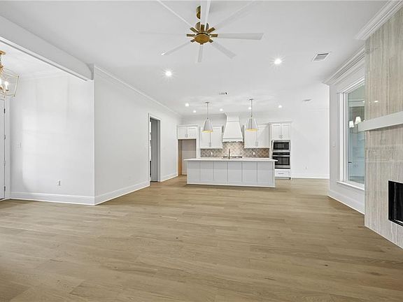 4th image of 70960 Mercer Dr