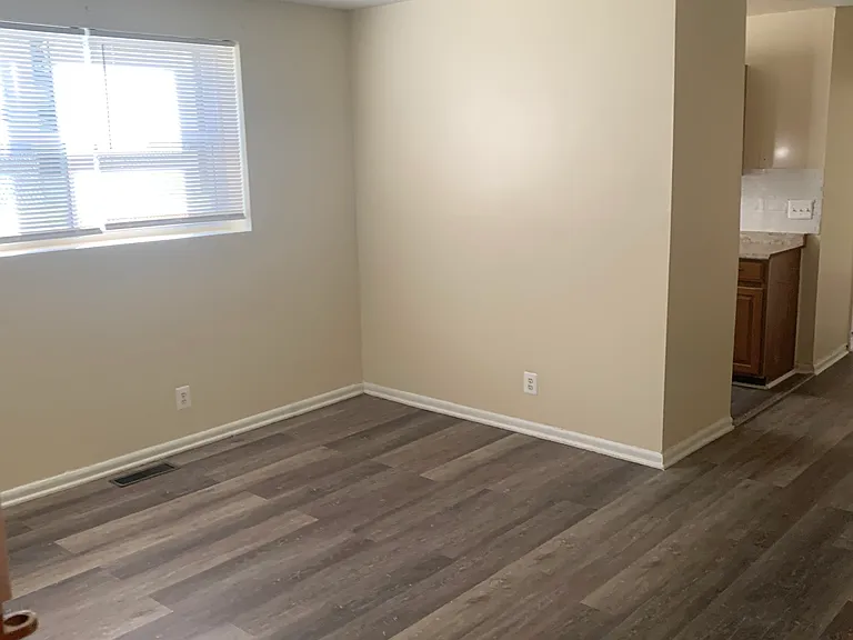 5526 Gwynn Oak Ave #103 — Photo 16