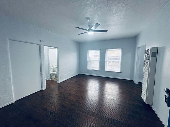 3rd image of 209 W Elk Ave APT 14