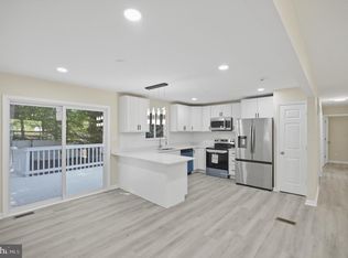 9 W Briar Dr, Stafford, VA 22556